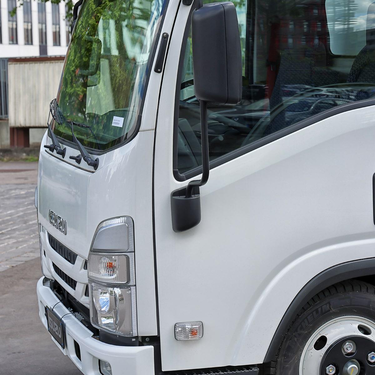 Isuzu M21 TTh Moc